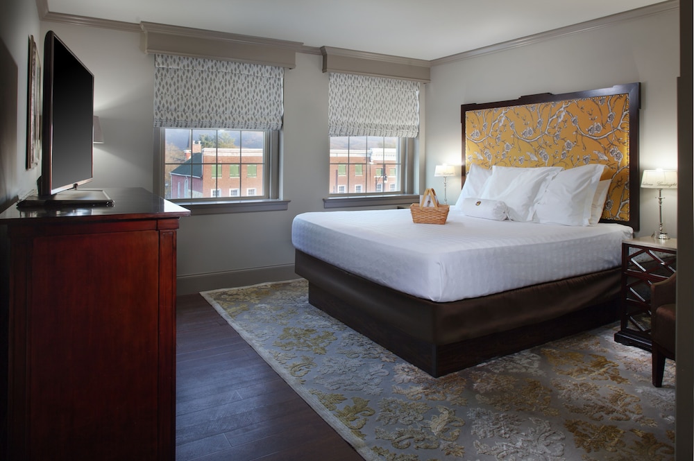 The Bolling Wilson Hotel - photo 3