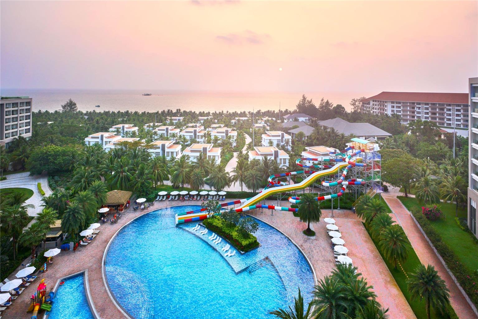 Wyndham Grand Phu Quoc — 5-Star Luxury Hotel in Phu Quoc, Vietnam