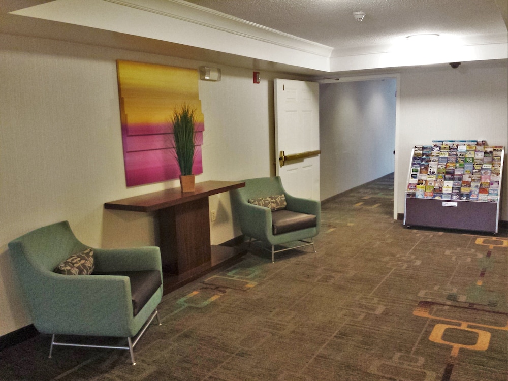 Residence Inn by Marriott Orlando East UCF Area - photo 46