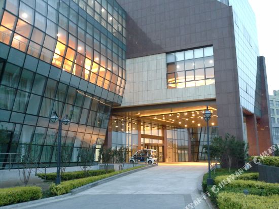 Yunshan Hotel — 4-Star Luxury Hotel in Tianjin, People's Republic of China