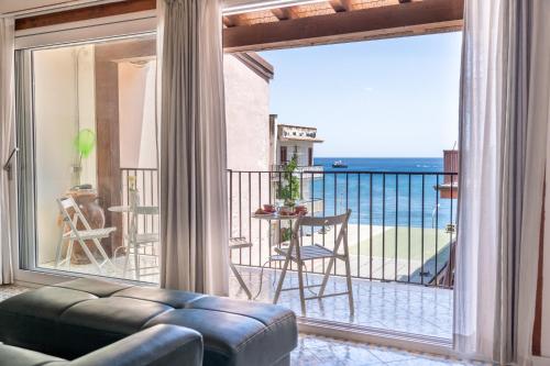 New Vista Mare in Giardini-Naxos, Italy