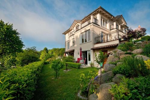 Villa Amelie — 4-Star Luxury Hotel in Ostseebad Binz, Germany