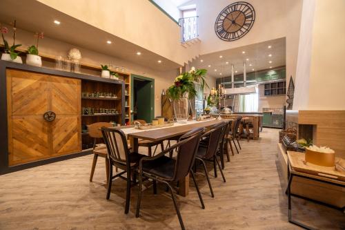 Corte Rossetti Relax Assoluto e Luxury Urban Spa — 4-Star Luxury Hotel in Casalbordino-Miracoli, Italy