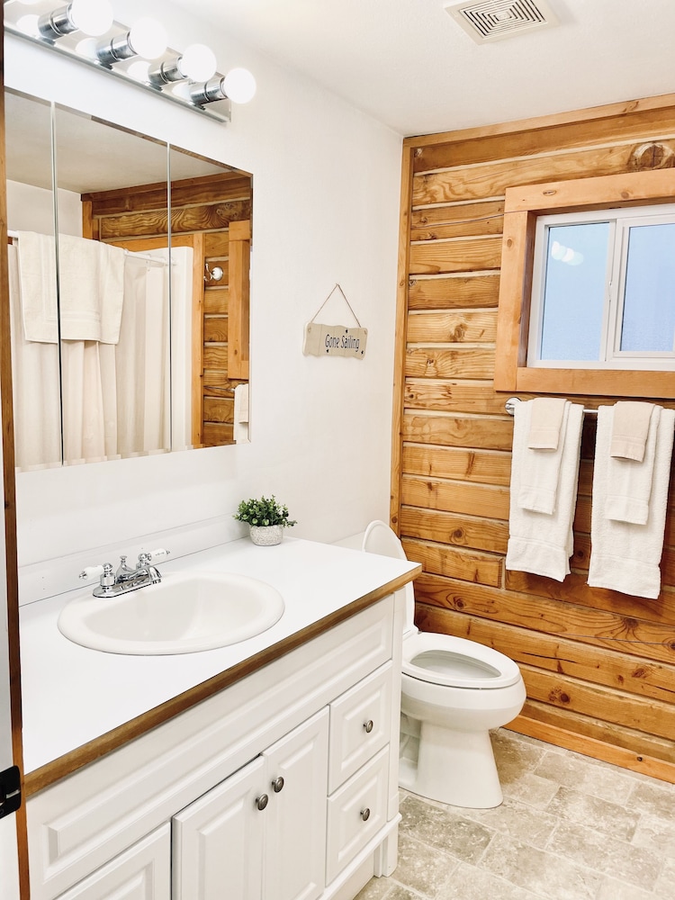 Glacier View Cabins - photo 16