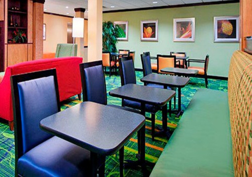 Fairfield Inn & Suites Jacksonville West Chaffee Point - photo 26