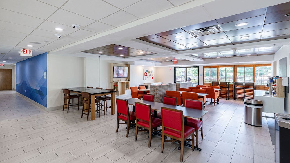 Holiday Inn Express & Suites Prospect Heights by IHG - photo 37