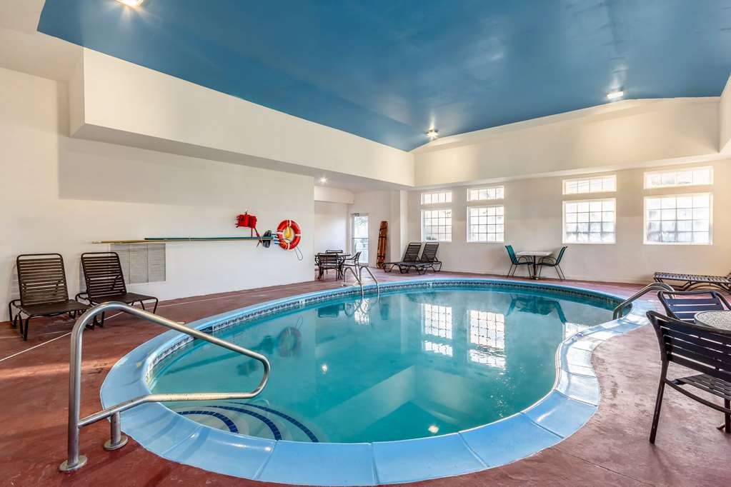 Super 8 by Wyndham Elizabethtown - photo 12