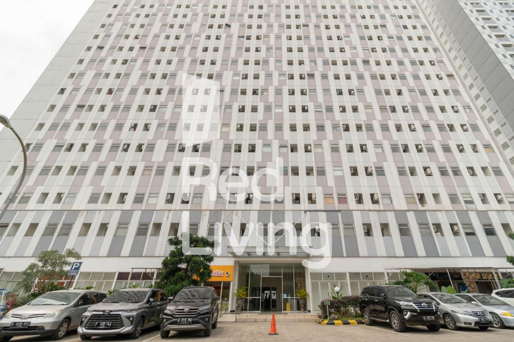 RedLiving Apartemen Gunung Putri Square Sansan Room