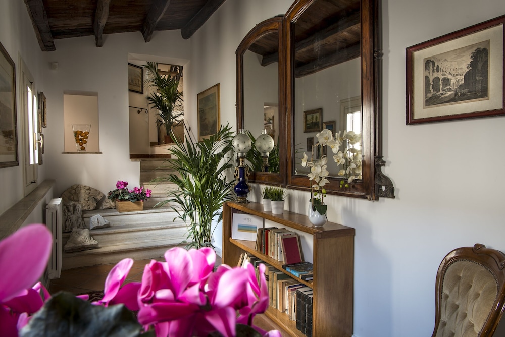 Residence Torremuzza Charming House In The Heart Of Palermo With Lovely View — 4-Star Luxury Hotel in Palermo, Italy