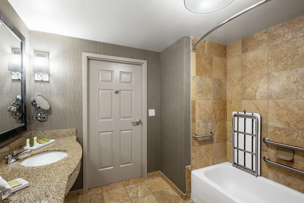 Hilton Columbia Center - photo 33