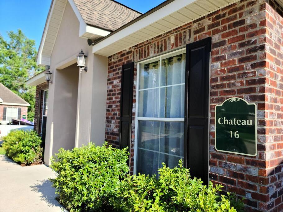 Chateau 16 — 4-Star Luxury Hotel in Hammond, United States