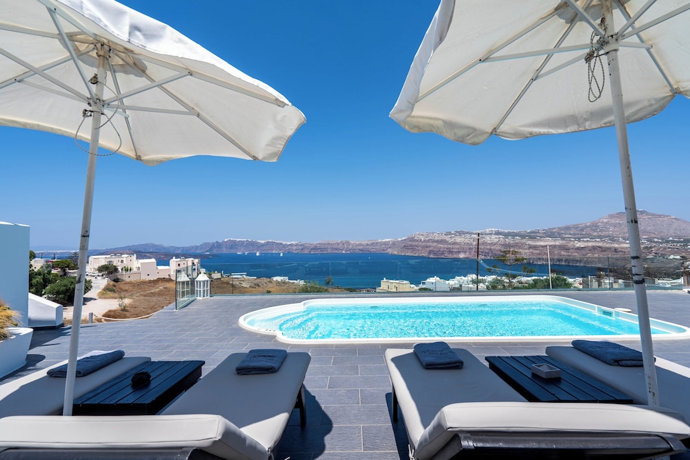 The Zen Villa — 4-Star Luxury Hotel in Emporeio, Greece