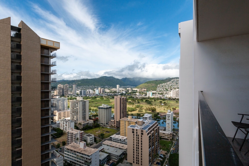 Waikiki Banyan Condo Located One Block From Waikiki Beach by Koko Resort Vacation Rentals - photo 98