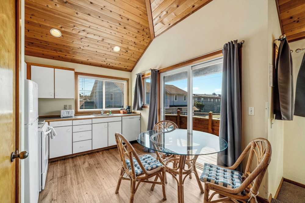 The Inn at Manzanita - photo 18