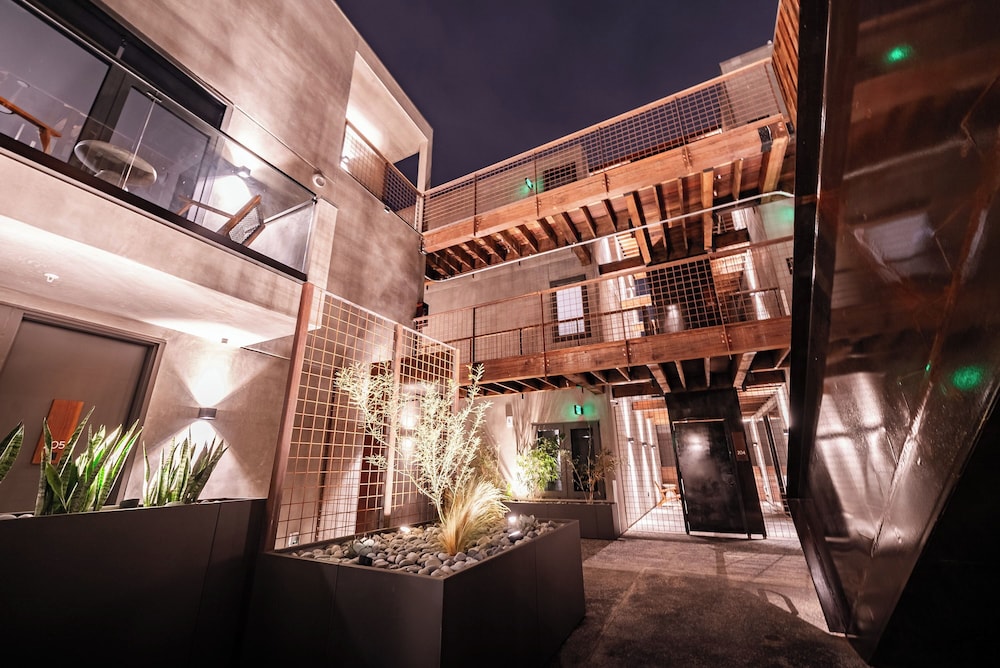 City24 Hotel Little Italy Mission Hills - photo 48