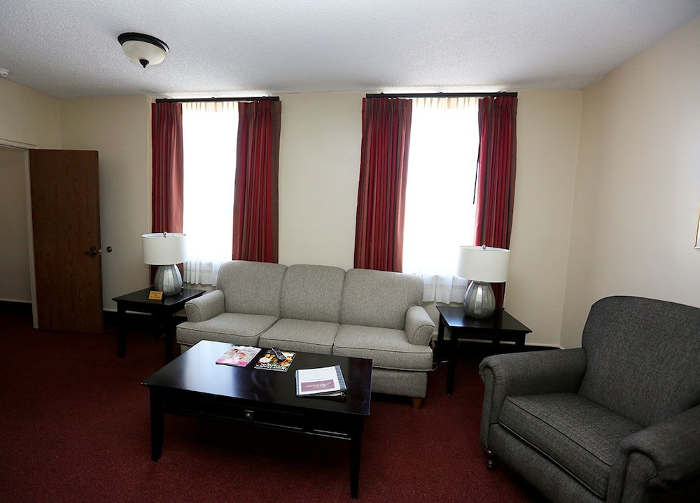 Arrow Hotel - photo 4