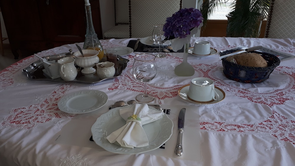 Chez Celine — hotel in Sens-De-Bretagne
