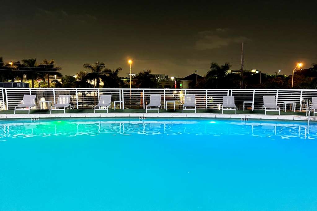 Nuvo Suites Hotel - photo 16