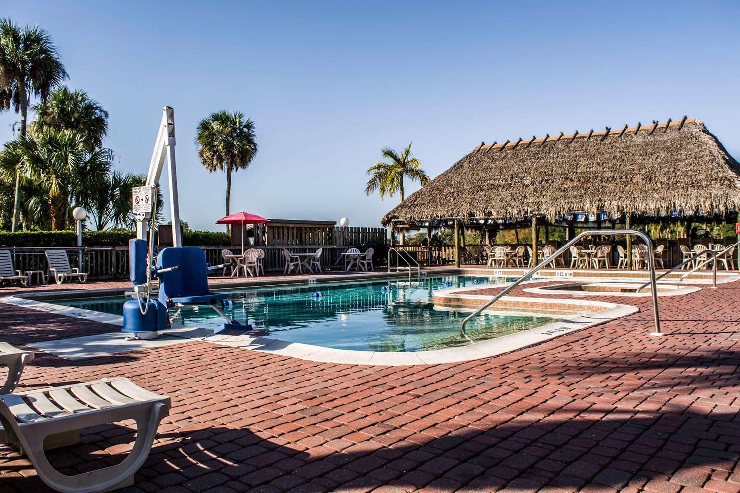 Quality Inn and Suites Golf Resort - photo 14