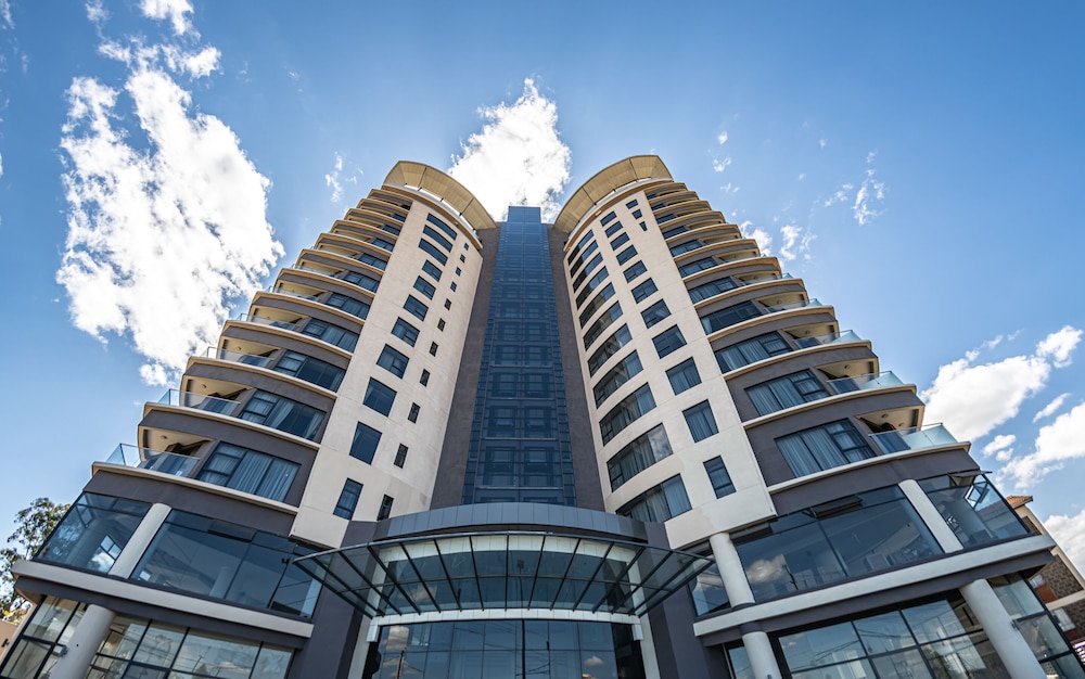 The Curve by the Park Apartments