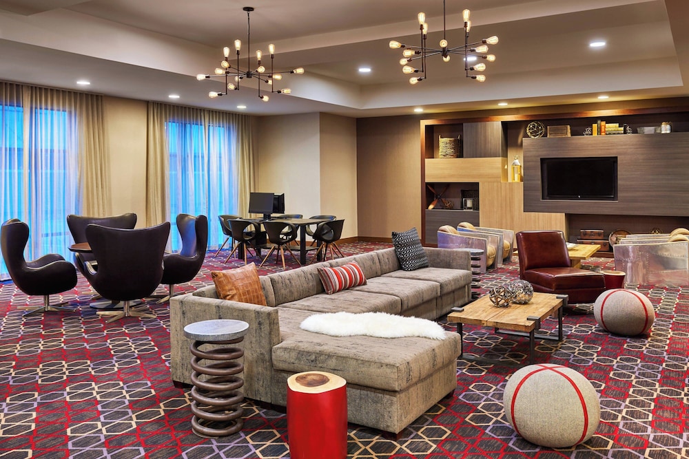 Four Points by Sheraton Fargo Medical Center - photo 2