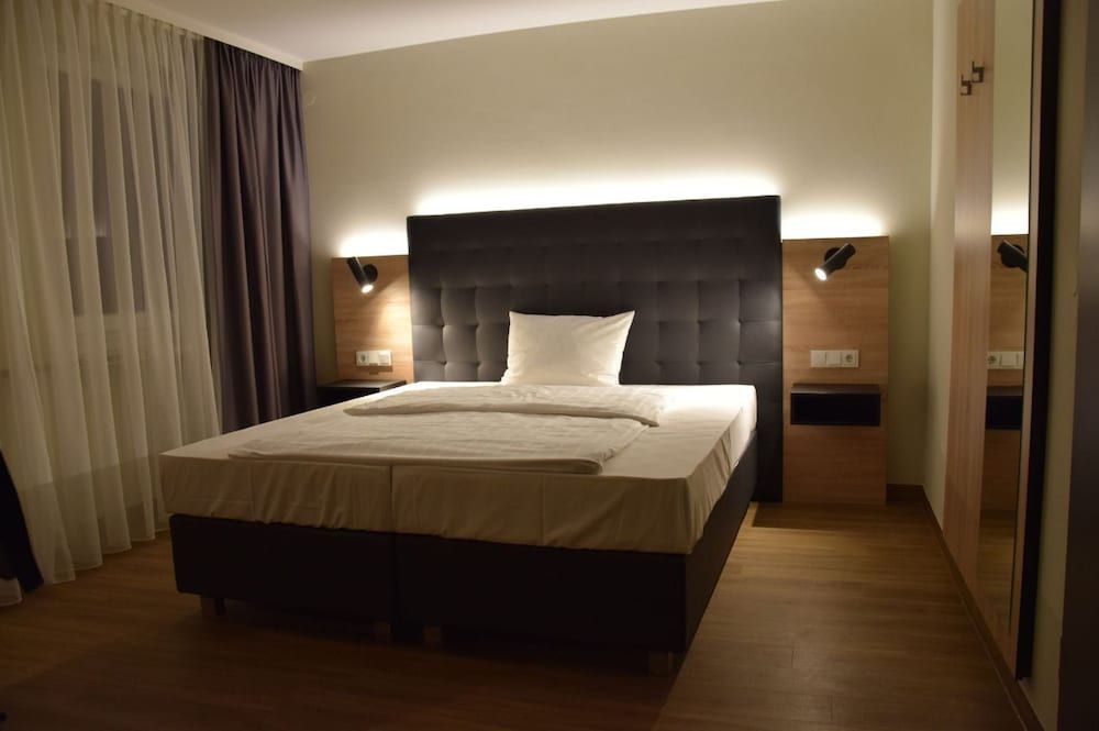 Hotel Restaurant Kempf - carbon neutral hotel in Dirmstein