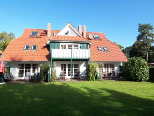 Kormoran Muschelsucher — 4-Star Luxury Hotel in Ostseebad Prerow, Germany