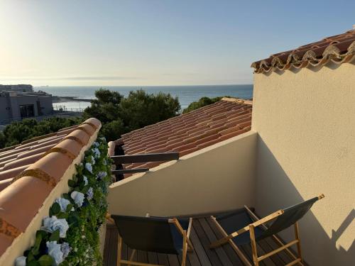 Le Solarium Au Bord Des Flots in Sete, France