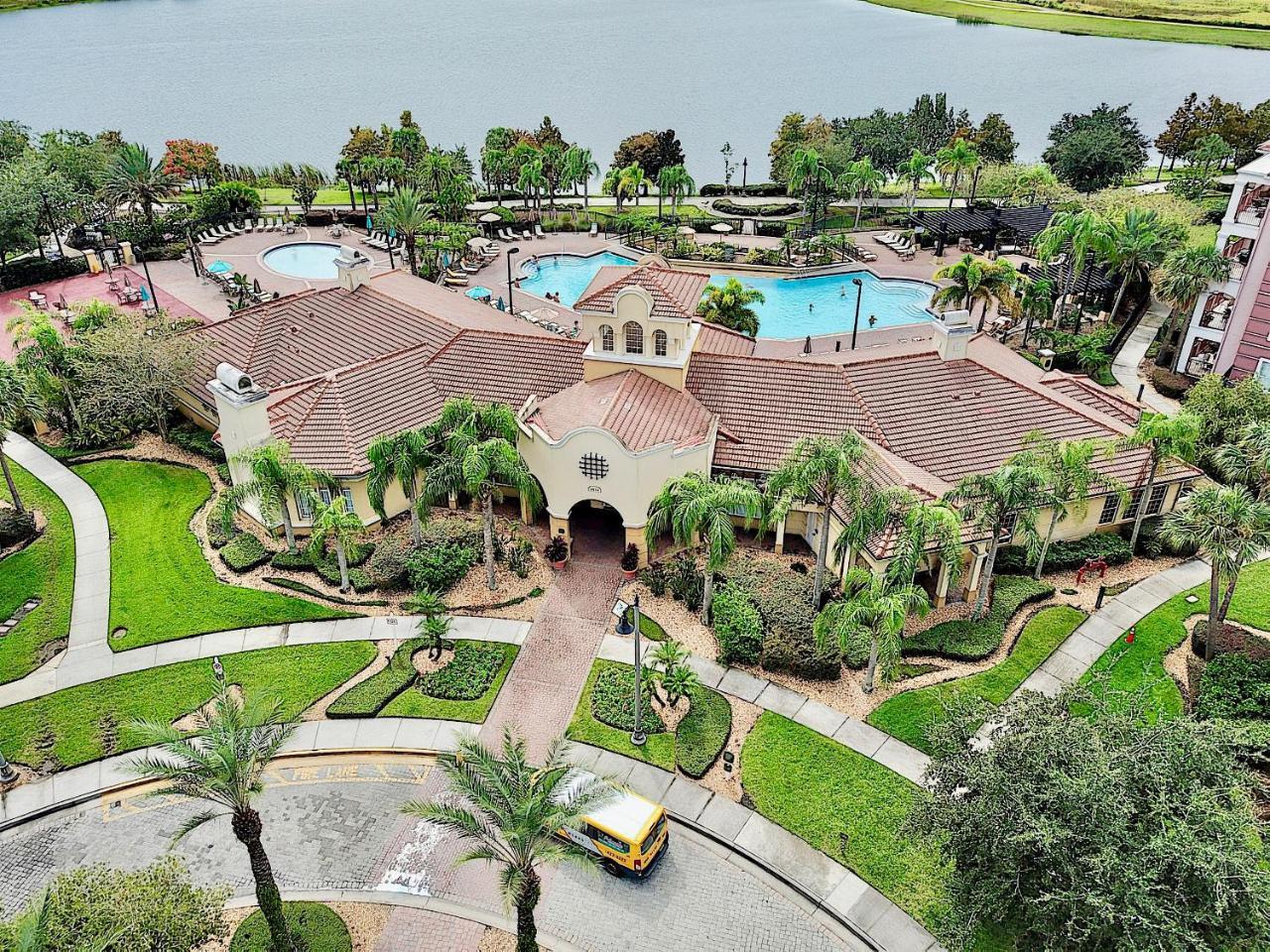 Vista Cay at Epic Universe Luxury 4 bedroom condo — 4-Star Luxury Hotel in Orlando, United States