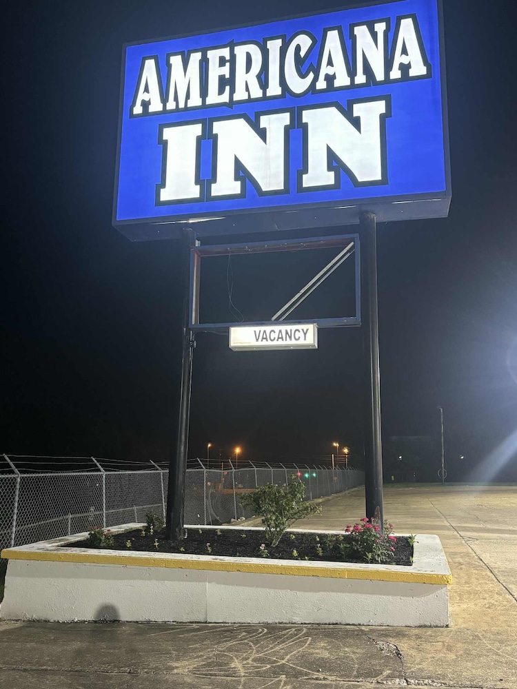 Americana Inn - photo 15