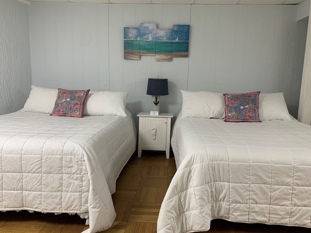 Vineyard Harbor Motel Private Beach - photo 54