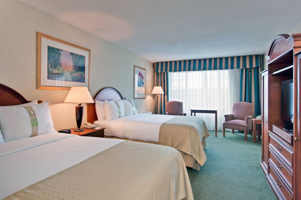 Holiday Inn Burlington - photo 6