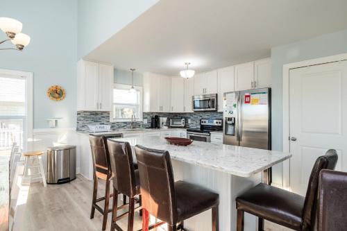 SeaSide by Oak Island Accommodations - photo 15