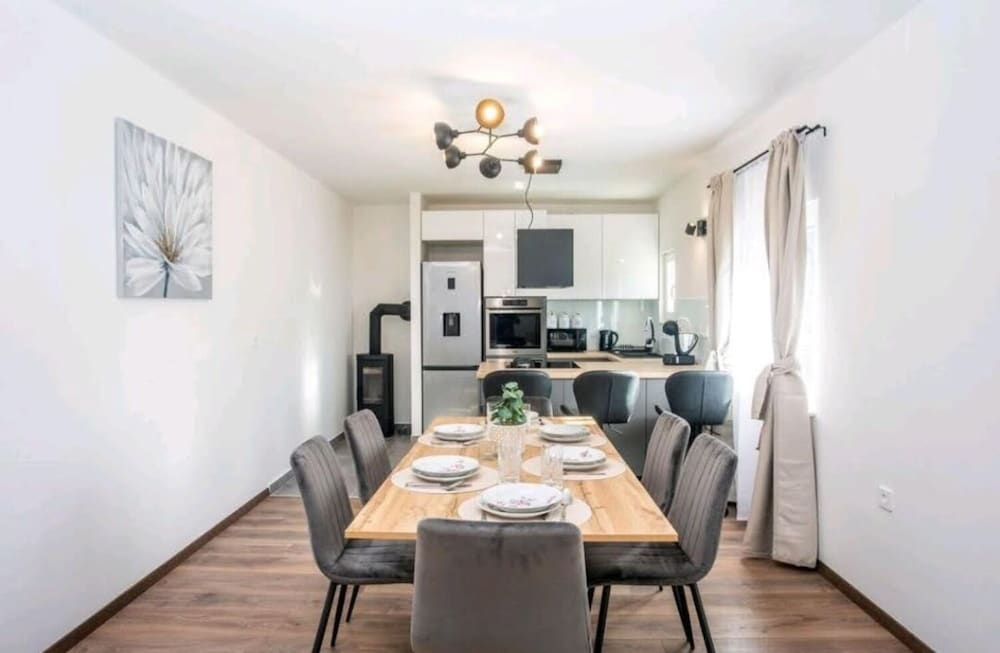 Apartment Bruno — 4-Star Luxury Hotel in Omis, Croatia