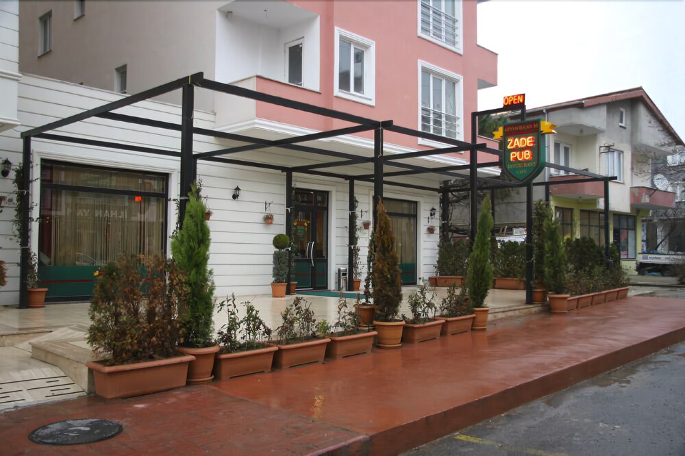 Pasha Hotel — hotel in Cerkezkoey