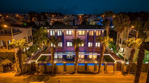 Near By The Land Of Legends Private Pool With Jakuzzi Villa Euphoria — 4-Star Luxury Hotel in Belek, Turkey