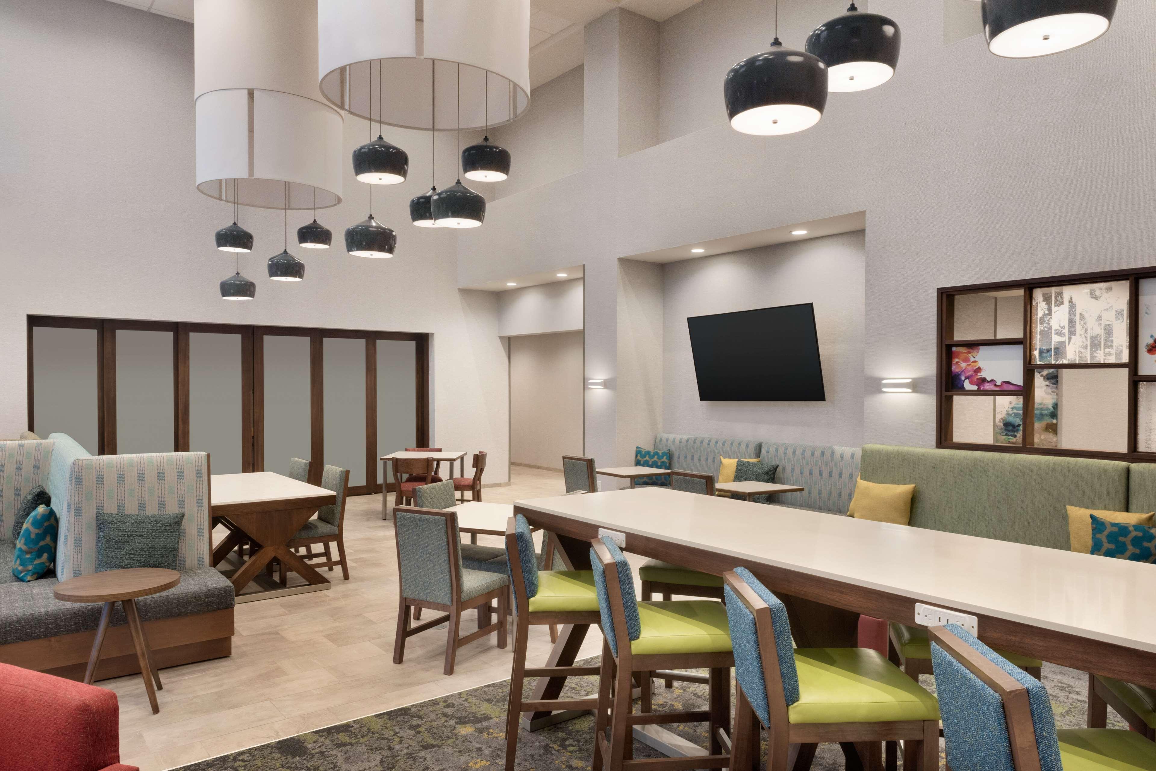 Hampton Inn & Suites Norman Conference Center Area - photo 17