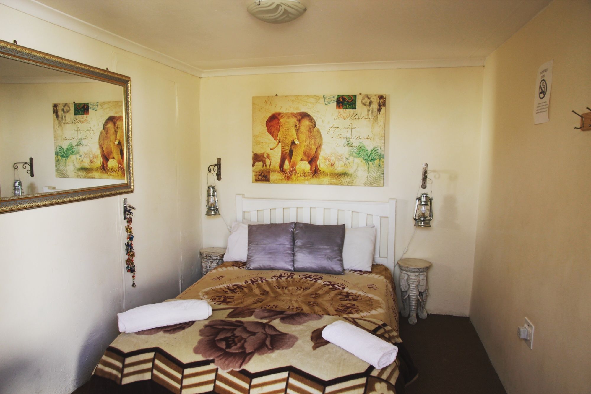 HomeBase Melville Hostel Backpacker