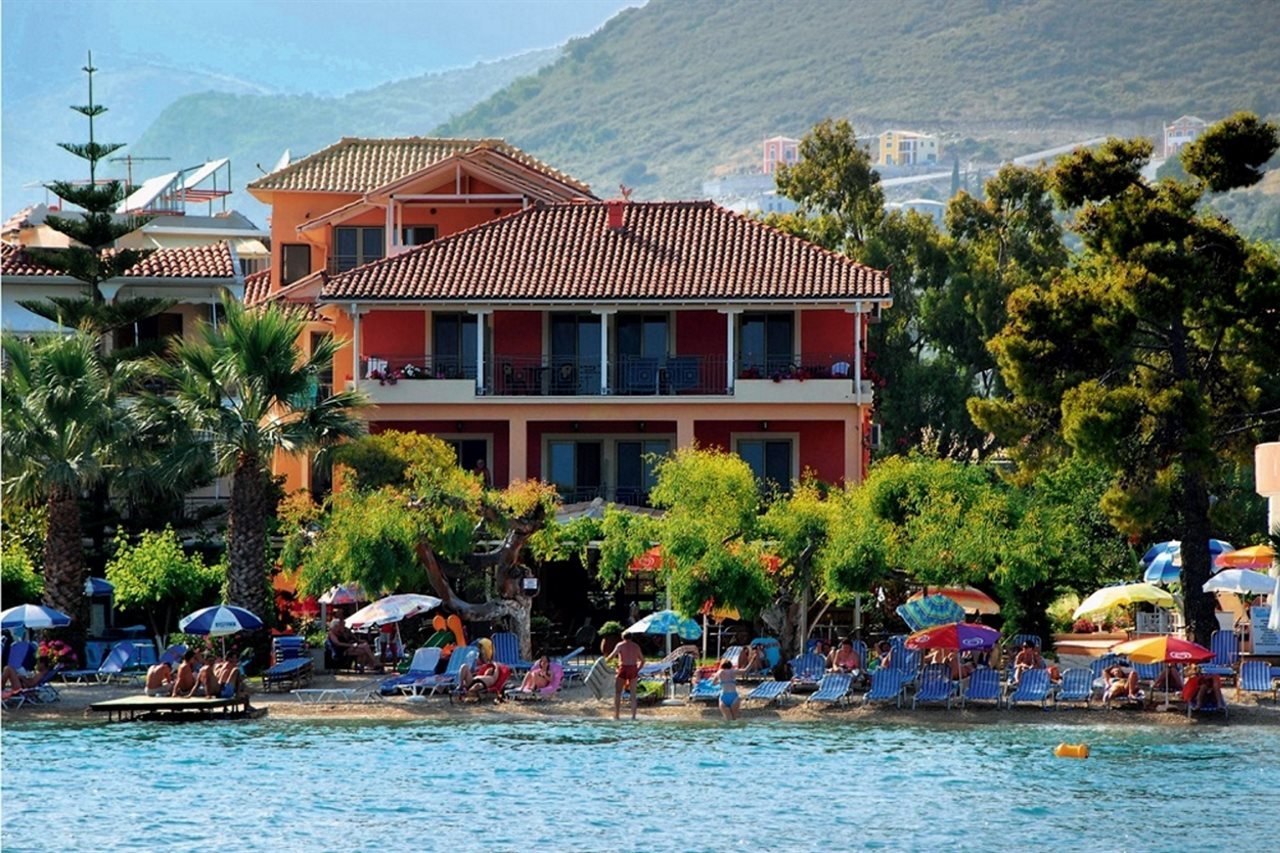 Eva Beach - carbon neutral hotel in Lefkada