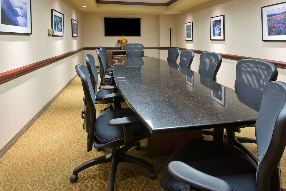 Holiday Inn Express Hotel & Suites Portland NW Downtown by IHG - photo 52