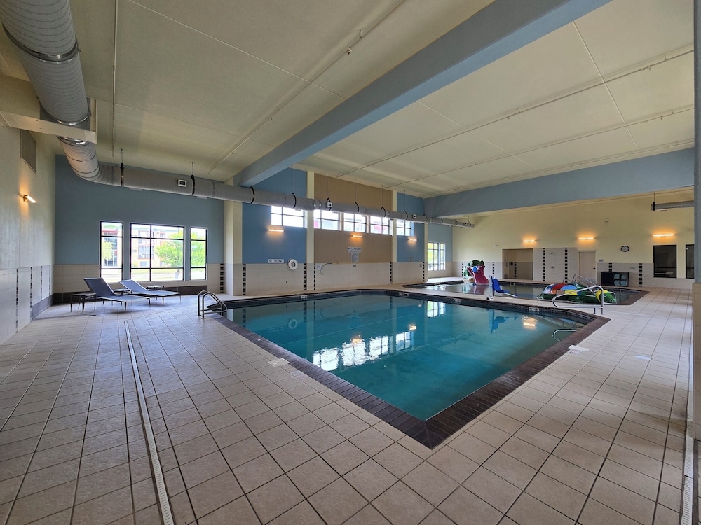 Courtyard by Marriott Fargo Moorhead MN - photo 9