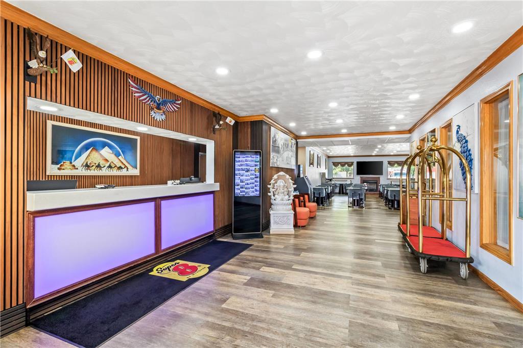 Super 8 by Wyndham Uniontown PA - photo 9