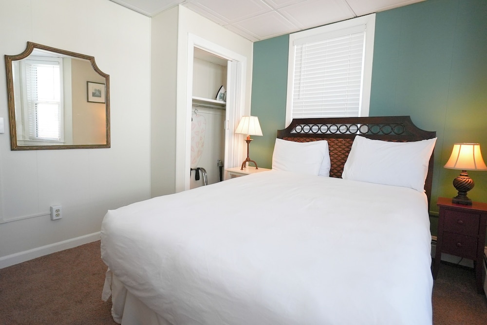 North Beach Hotel - photo 7