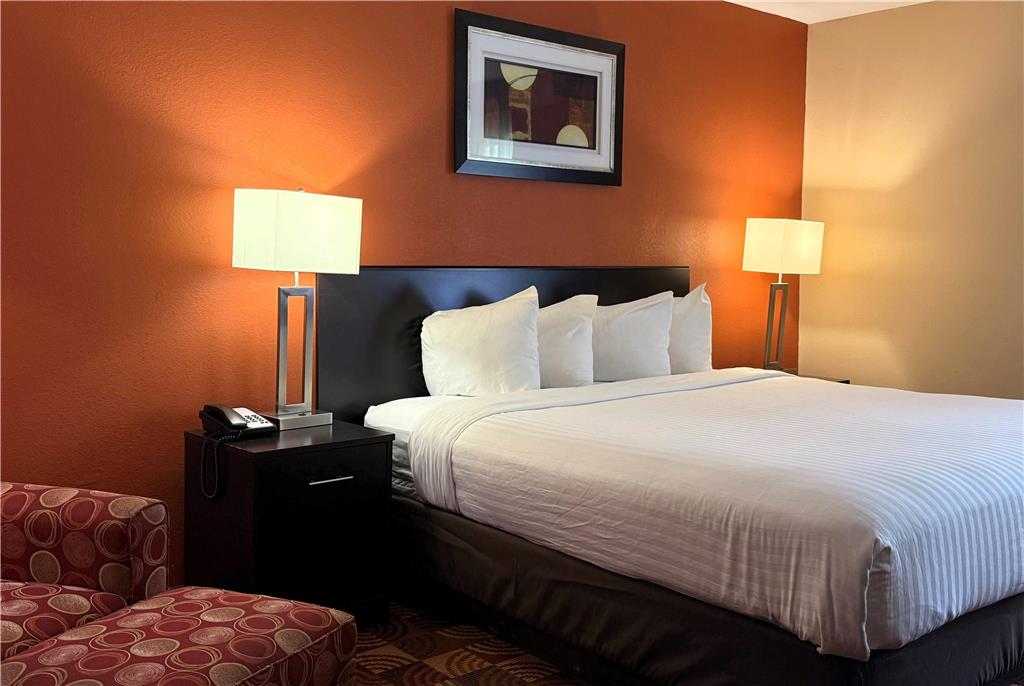 Baymont by Wyndham Plainfield Indianapolis Arpt Area - photo 10