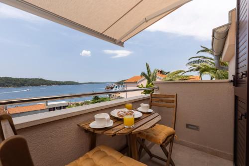 Easy — 4-Star Luxury Hotel in Mali Losinj, Croatia