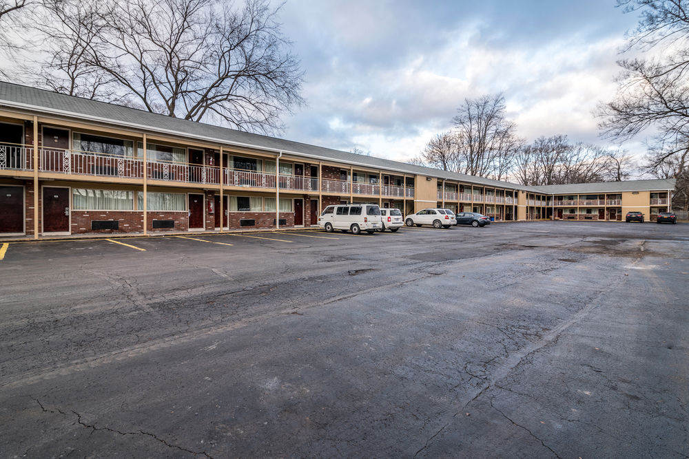 Super 8 Albany - photo 22