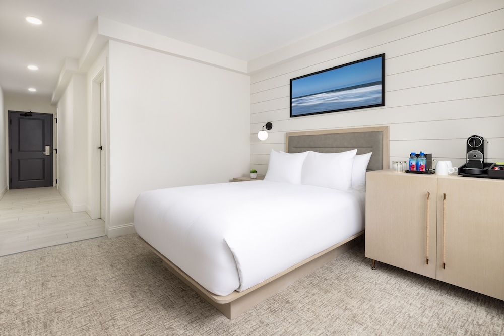 The Pell Part of JdV by Hyatt - photo 8