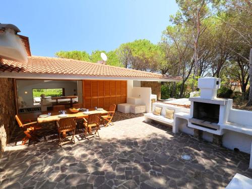 Holiday Home Audarya VGM610 by Interhome — 4-Star Luxury Hotel in Aglientu, Italy