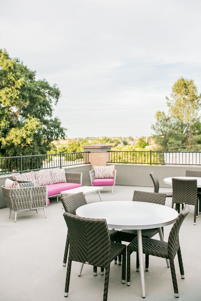 Hotel Siri Downtown Paso Robles - photo 24
