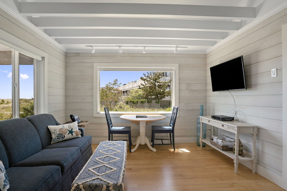 Driftwood Resort - photo 187